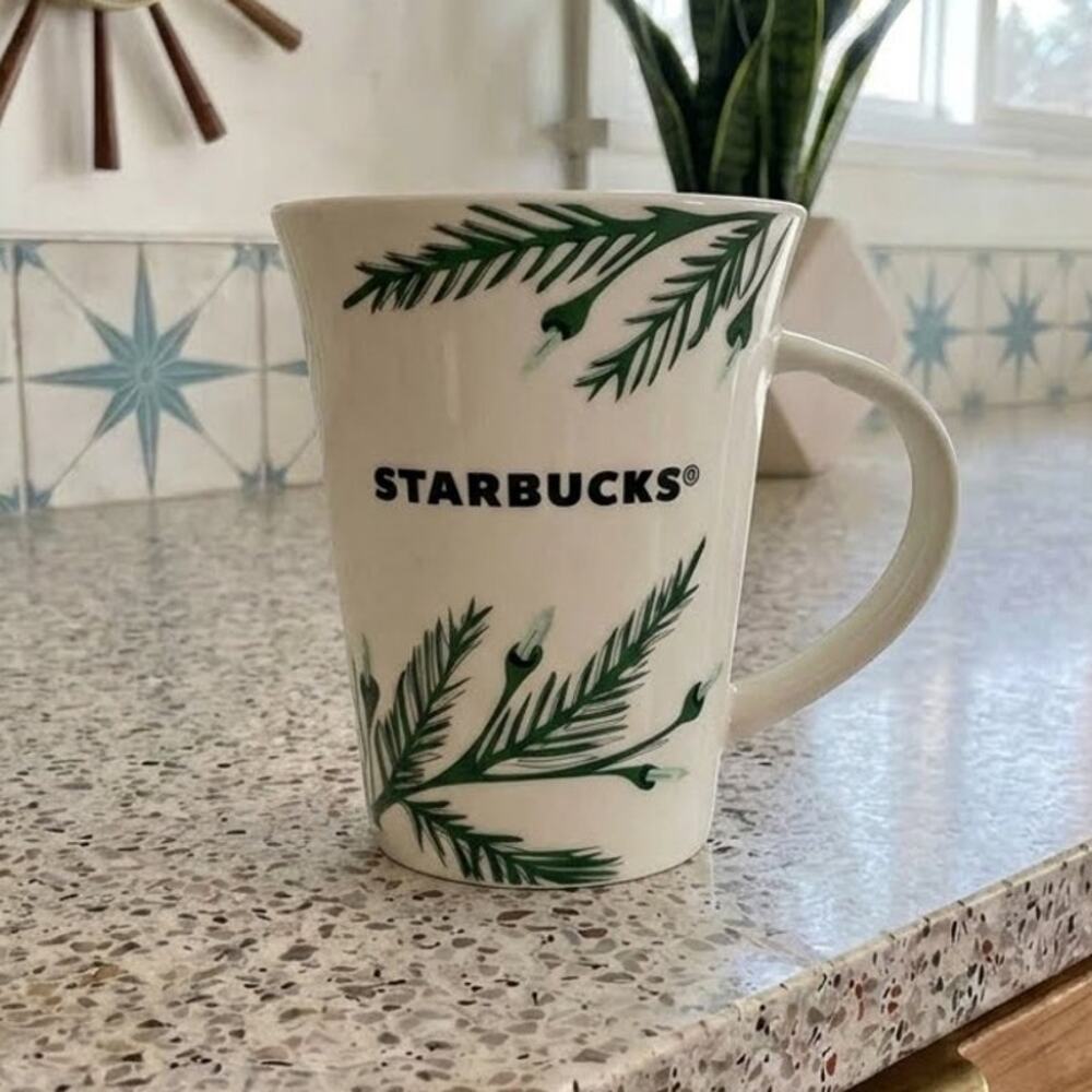 Starbucks 2020 Christmas Tree Holiday Lights Ceramic Coffee Mug Cup 10 oz